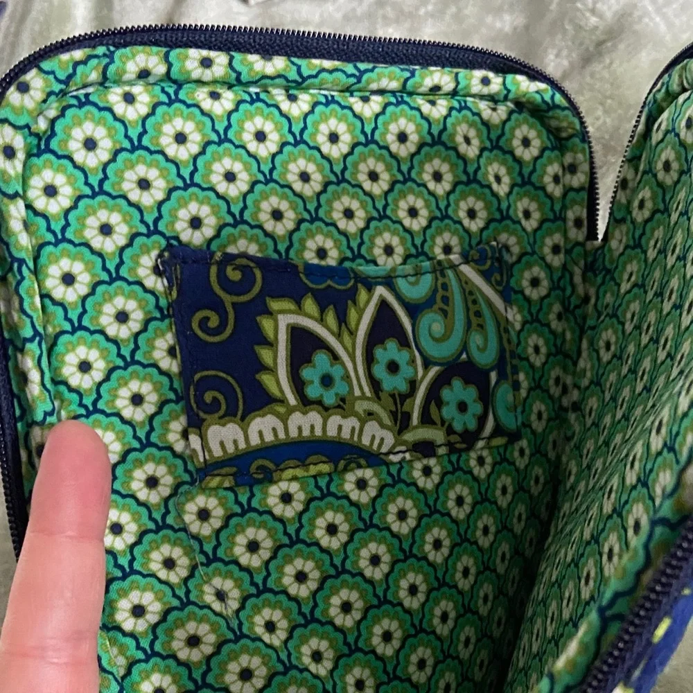 Vera Bradley zipped tablet case